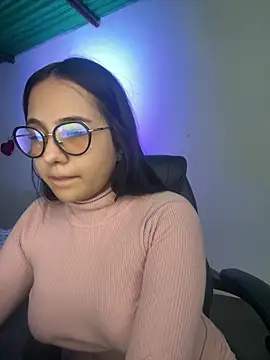 sacha torres02 online show from 2, 4, 2026