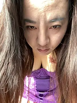 Kayla-love online show from 8, 11, 2025