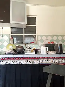 Vale stone  online show from 7, 4, 2026