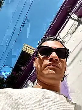 Snapshot of TAaghe3_099 chatting on 15, 12, 2025 TAaghe3 099 online show from 15, 12, 2025