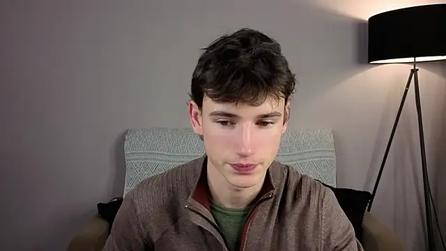 Snapshot of Max_Foks chatting on 19, 12, 2025 Max Foks online show from 19, 12, 2025