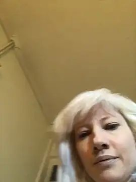 Snapshot of juliaoneandonly chatting on 7, 10, 2025 juliaoneandonly online show from 7, 10, 2025