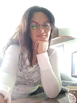 Snapshot of ValeriaLove43211 chatting on 25, 9, 2025 ValeriaLove43211 online show from 25, 9, 2025