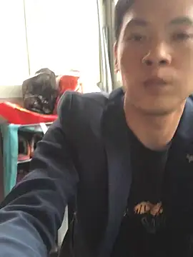 Snapshot of pualldu chatting on 4, 11, 2025 pualldu online show from 4, 11, 2025