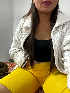 Snapshot of Milky-milk chatting on 18, 11, 2025 Milky-milk online show from 18, 11, 2025