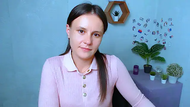 Snapshot of EvelinaMiss_ chatting on 1, 10, 2025 EvelinaMiss online show from 1, 10, 2025