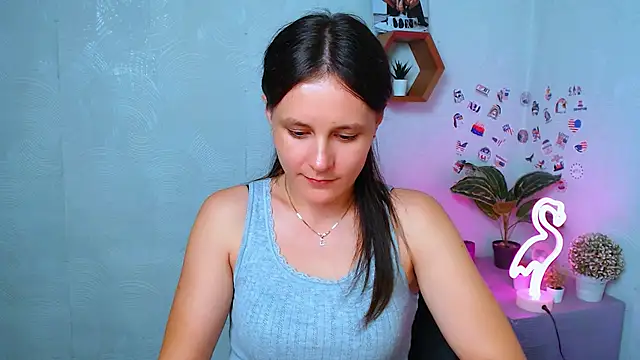 Snapshot of EvelinaMiss_ chatting on 19, 10, 2025 EvelinaMiss online show from 19, 10, 2025