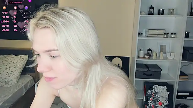 DianeHonnette online show from 5, 12, 2025