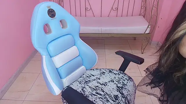 Snapshot of Bunny_poison chatting on 29, 9, 2025 Bunny poison online show from 29, 9, 2025