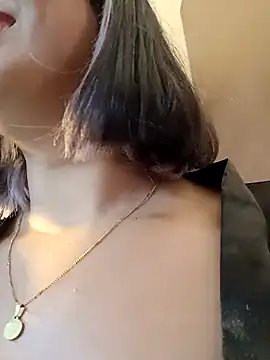 Snapshot of RouseWhitte chatting on 20, 2, 2026 RouseWhitte online show from 20, 2, 2026