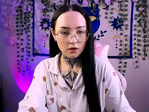 MollyKissy online show from 11, 4, 2026