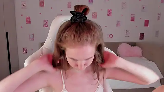 Snapshot of CrystalSoul_ chatting on 21, 9, 2025 CrystalSoul online show from 21, 9, 2025