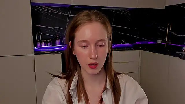 Snapshot of CrystalSoul_ chatting on 27, 11, 2025 CrystalSoul online show from 27, 11, 2025