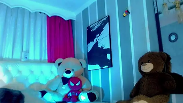 Julia Bulette1 online show from 31, 3, 2026