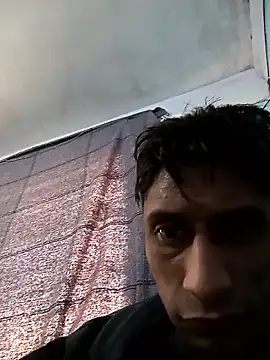 Snapshot of Crazygrillo69 chatting on 19, 12, 2025 Crazygrillo69 online show from 19, 12, 2025