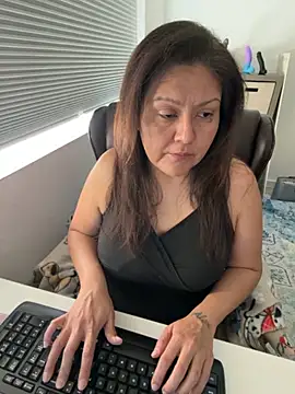 sw33th3art online show from 27, 2, 2026