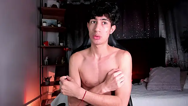 Lenapaul  online show from 30, 11, 2025