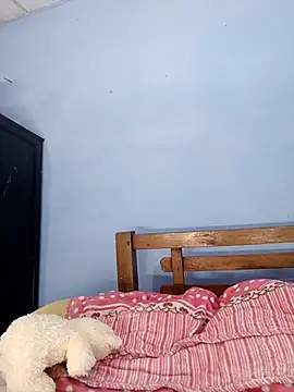 Snapshot of little_onixx chatting on 24, 10, 2025 little onixx online show from 24, 10, 2025