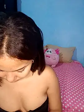 Snapshot of little_onixx chatting on 9, 11, 2025 little onixx online show from 9, 11, 2025