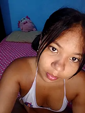 Snapshot of little_onixx chatting on 21, 11, 2025 little onixx online show from 21, 11, 2025