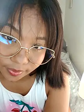 Snapshot of little_onixx chatting on 20, 12, 2025 little onixx online show from 20, 12, 2025