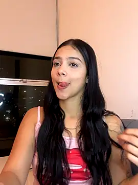 Snapshot of Mia_fire666 chatting on 5, 12, 2025 Mia fire666 online show from 5, 12, 2025