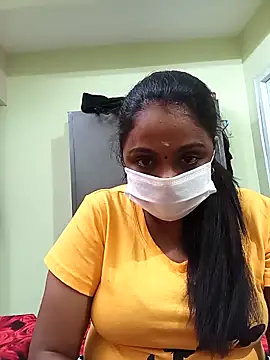 Snapshot of queendivya chatting on 27, 9, 2025 queendivya online show from 27, 9, 2025