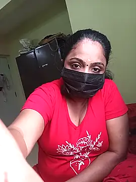 Snapshot of queendivya chatting on 22, 11, 2025 queendivya online show from 22, 11, 2025