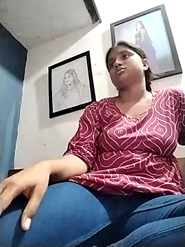 Snapshot of sanaya_3 chatting on 18, 9, 2025 sanaya 3 online show from 18, 9, 2025