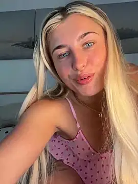 BabyBluexox online show from 19, 5, 2026
