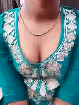 pari rani7 online show from 5, 4, 2026