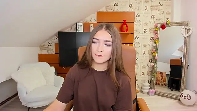 EllaClarke online show from 1, 12, 2025