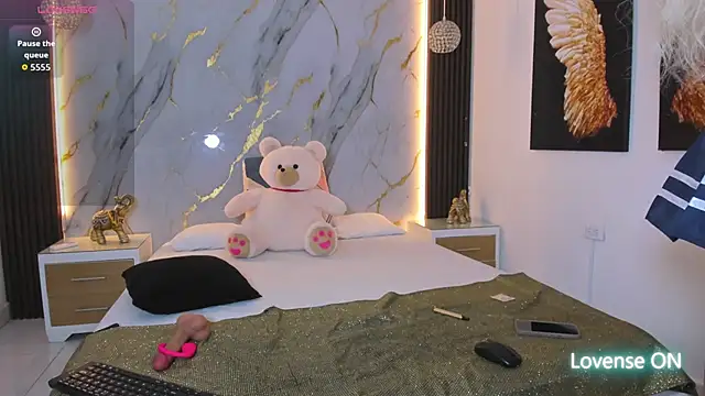 Snapshot of tifanny_doll01 chatting on 14, 11, 2025 tifanny doll01 online show from 14, 11, 2025