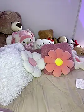 Mericute  online show from 21, 11, 2025