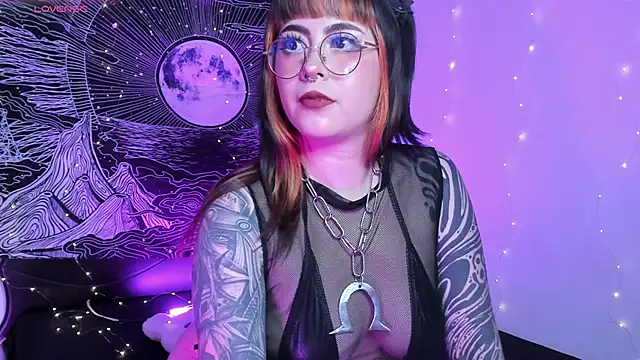 Hallucigenia  online show from 7, 11, 2025