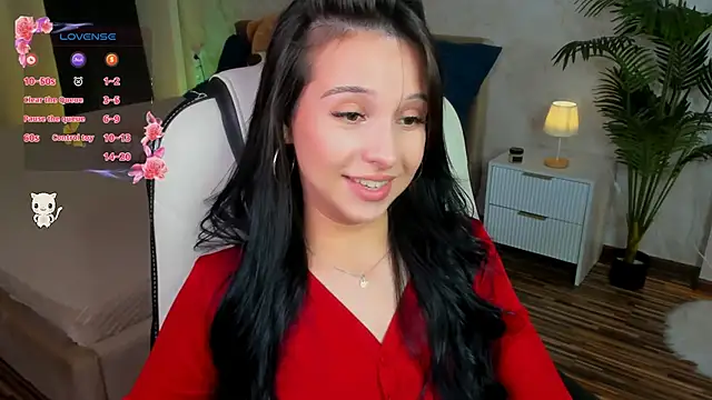 Snapshot of StarlitFairy chatting on 12, 10, 2025 StarlitFairy online show from 12, 10, 2025