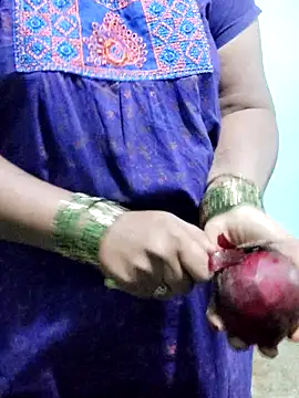 Snapshot of kaminikaa chatting on 23, 9, 2025 kaminikaa online show from 23, 9, 2025