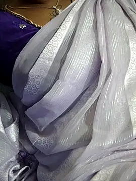 Snapshot of sweetqueen143 chatting on 26, 9, 2025 sweetqueen143 online show from 26, 9, 2025