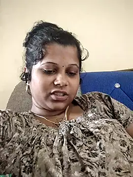 Snapshot of sweetqueen143 chatting on 16, 10, 2025 sweetqueen143 online show from 16, 10, 2025