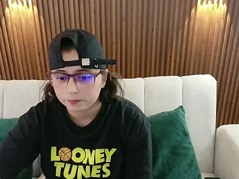 dirty feelena online show from 4, 2, 2026