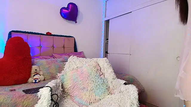 cat nasty online show from 4, 6, 2026