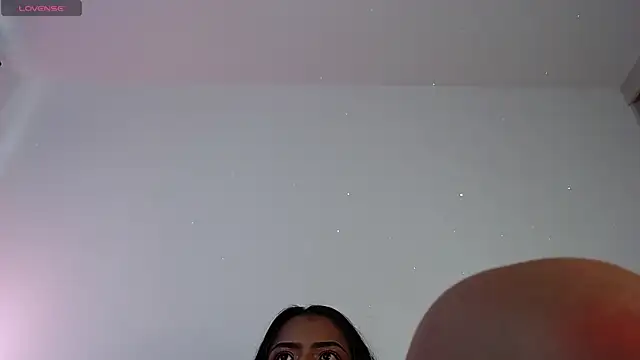 Camila Torresss online show from 14, 4, 2026