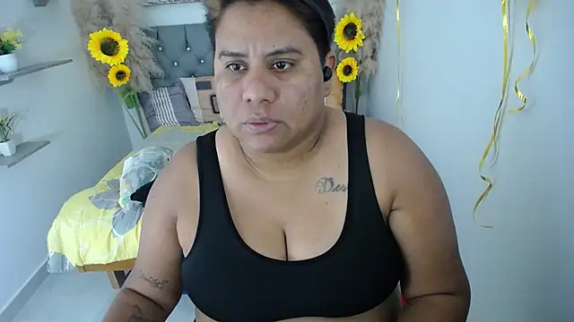 Snapshot of hotlesby_valery chatting on 6, 10, 2025 hotlesby valery online show from 6, 10, 2025