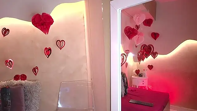 SaraGuzmann online show from 13, 2, 2026