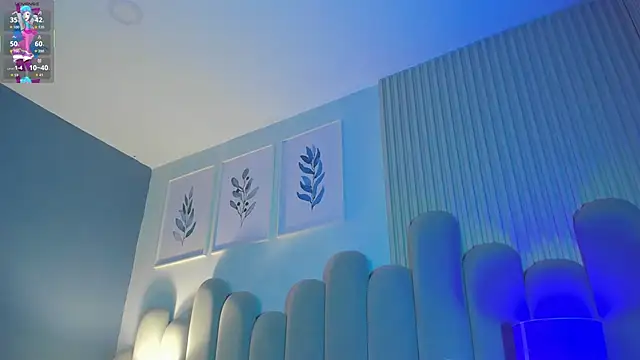 Snapshot of aqua_mara chatting on 13, 10, 2025 aqua mara online show from 13, 10, 2025
