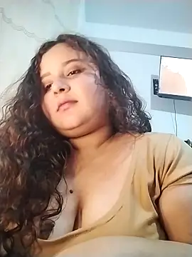 Snapshot of Carolceleste24 chatting on 8, 5, 2026 Carolceleste24 online show from 8, 5, 2026