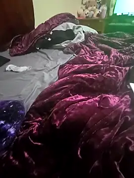 Snapshot of YaupingNaturist chatting on 11, 10, 2025 YaupingNaturist online show from 11, 10, 2025