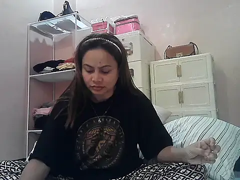 Amarrahlyn online show from 25, 7, 2026