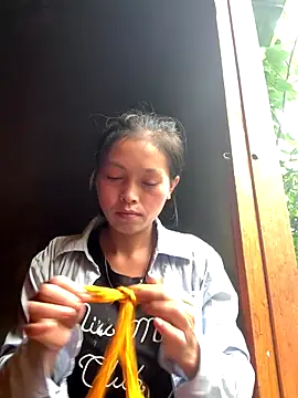 Halyy xx online show from 26, 9, 2025