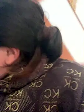 Halyy xx online show from 24, 3, 2026